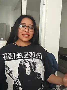 _MayaOniOni_'s Live XXX Chat