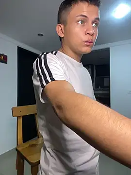Онлайн чат XXX _Leo_Boy