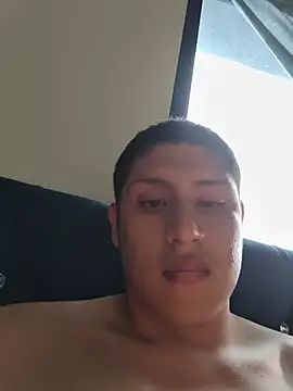 הופעת וובקאם של Lozano_777