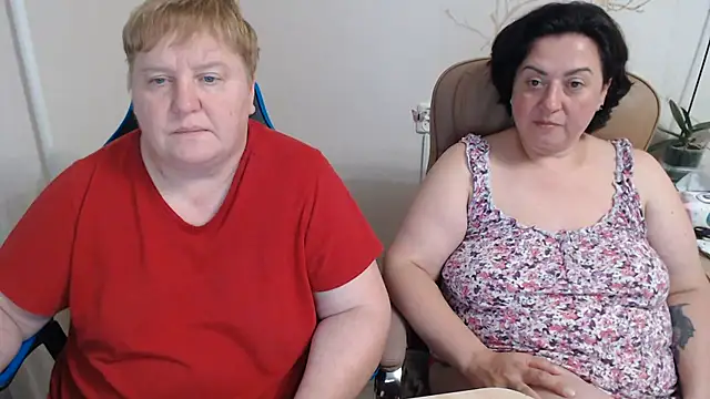 Show modela Lindy-Jeanie na web-kameri