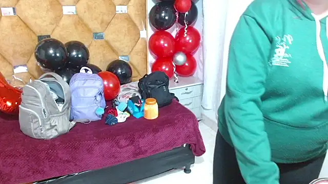 دردشة LITTLEJULES الجنسية المباشرة