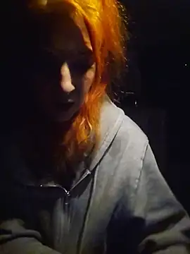 دردشة FreyaFucksFans الجنسية المباشرة
