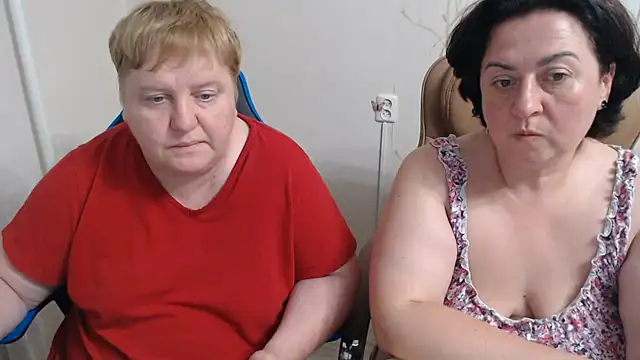 Lindy-Jeanie's Live XXX Chat