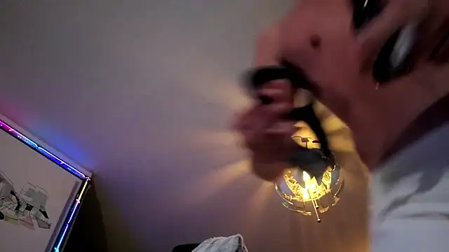 1Hugo1 élő XXX-chatje
