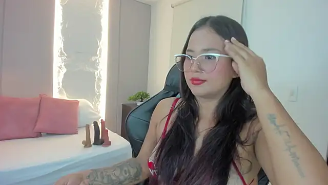 isabella_florez's Live XXX Chat