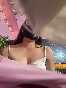 Chatroom XXX en direct de isha_sharma2002