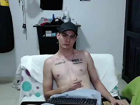 Zac_Efront XXX чат на живо