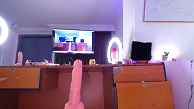 SeleneMore XXX чат на живо