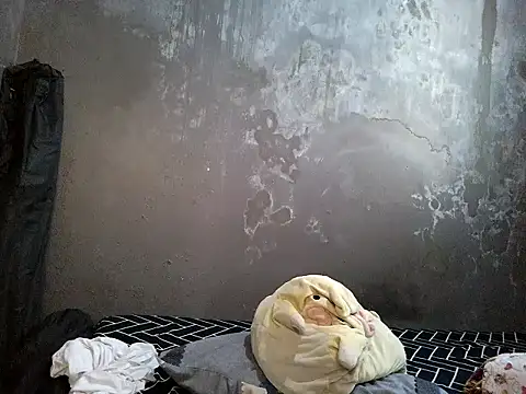 sweet_bunnie Adlı Modelin Canlı XXX Sohbeti