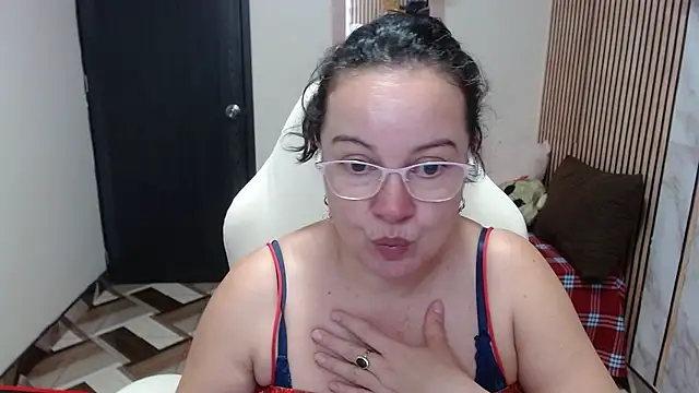 Sonialorens_ Live XXX-Chat