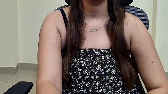 Nyra-Goddess Chat XXX live