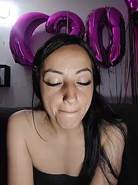 Show de Meegann_Lovee na webcam