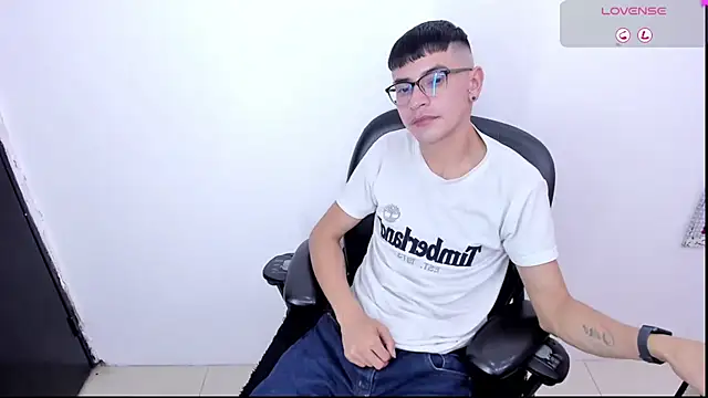 Alexx_bigcockk – Live XXX-chat