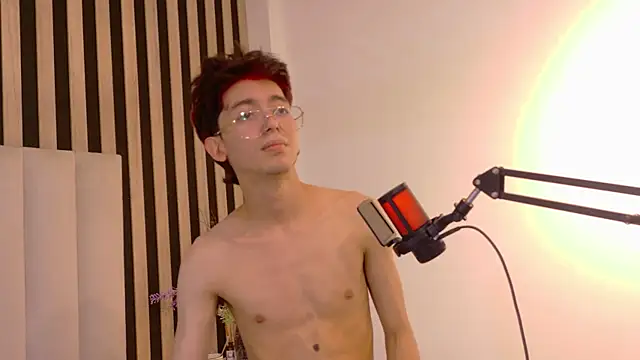 Živý XXX chat Twink_Sebas7