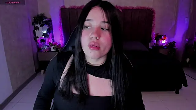 Julieth_Caandy's Live XXX Chat