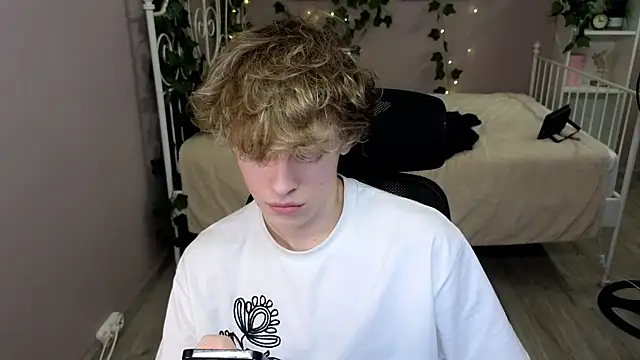 Chat XXX en directo de kevingarsiaa