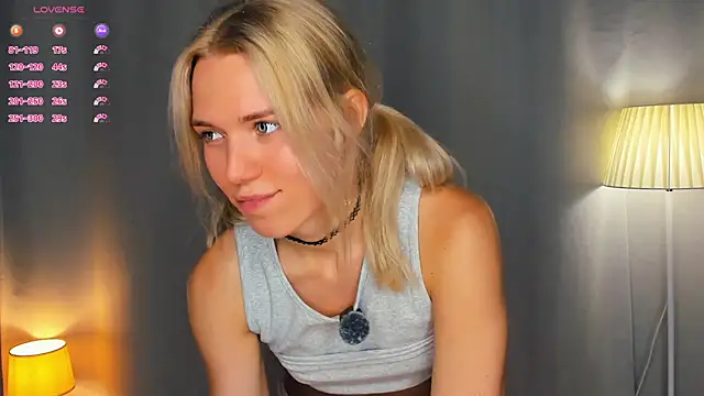 DianeHonnette élő XXX-chatje