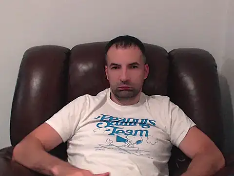 Leo_1617 – webcam-show