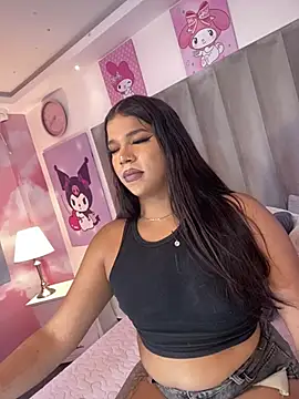 Keira_Fox31 Chat XXX live