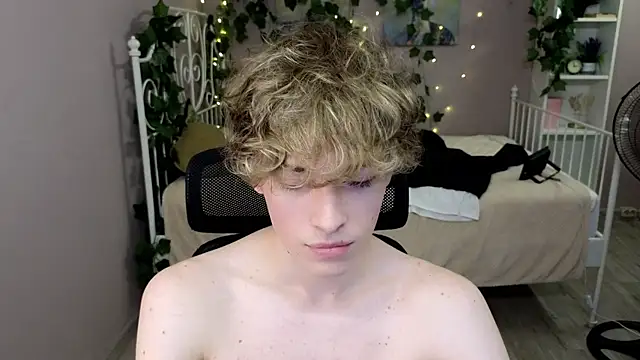 kevingarsiaa XXX чат на живо