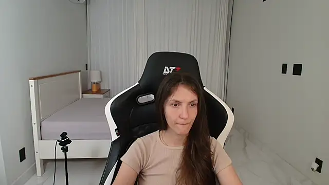 upssnowy Adlı Modelin Canlı XXX Sohbeti