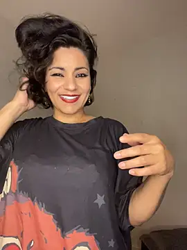 eva_luz Adlı Modelin Canlı XXX Sohbeti