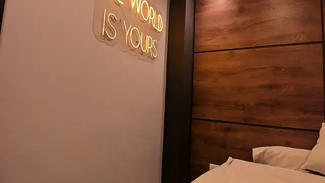 Živý XXX chat Leamonroe__