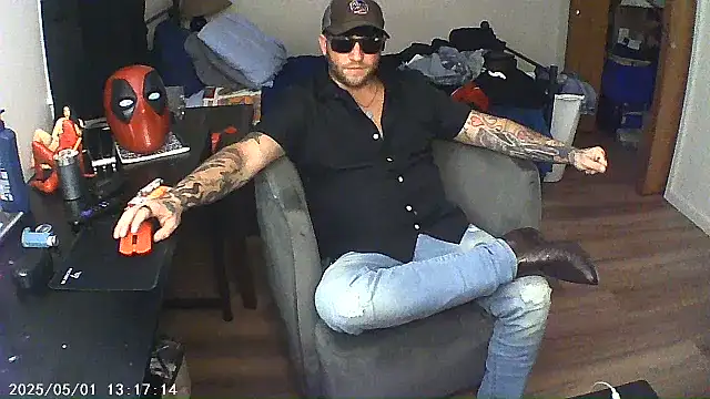 XXX chat uživo modela Livingpuddle