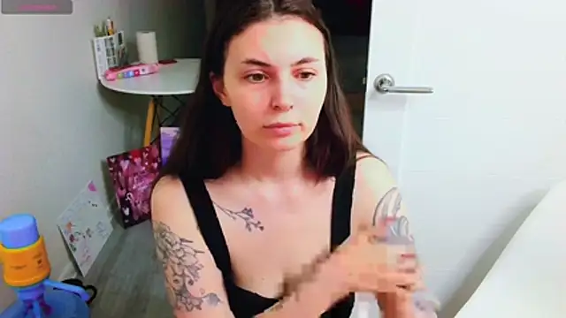 peachyness Adlı Modelin Canlı XXX Sohbeti