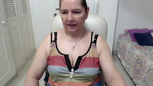 Chat +18 de leonela_69 ao vivo