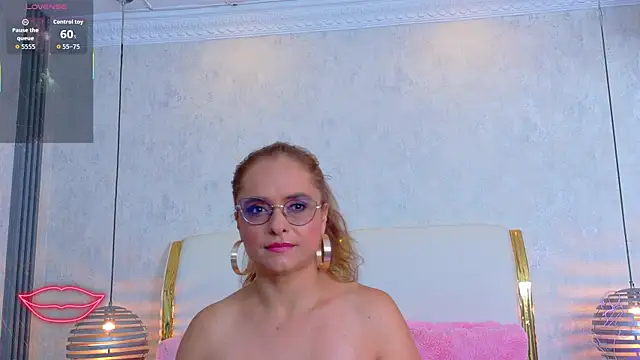MarilynVega1 Live XXX-chat