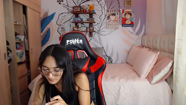 LinzyBaner Live XXX Chat