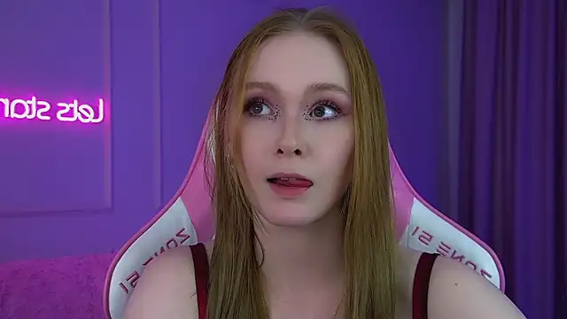 Chat +18 de AgataFoxley ao vivo