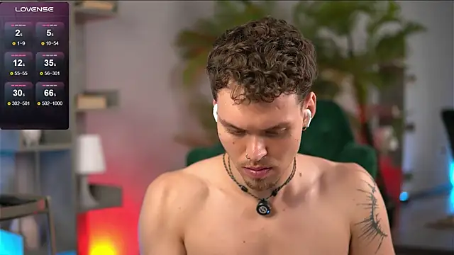 CurlyStarXn Live XXX chat