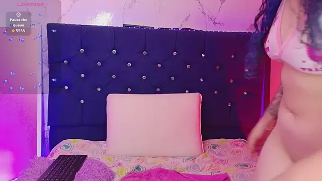 Dakotaa_JohnsonのライブXXXチャット