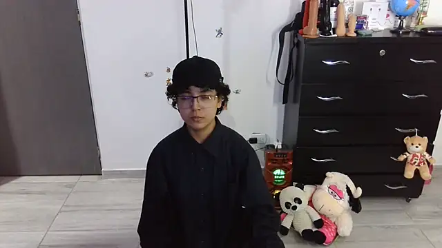 Chat +18 de thomascooper7 ao vivo