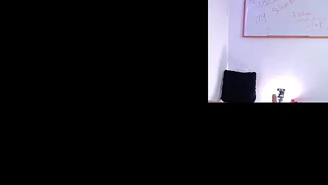 SeleneMore – webcam-show