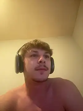 Chat +18 de Lucas328706 ao vivo