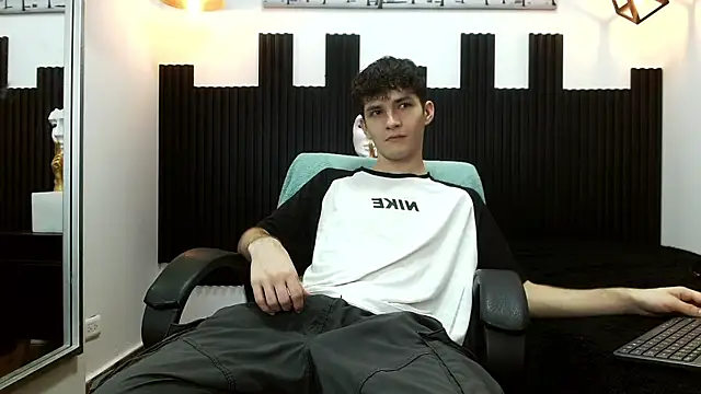 trevor_mob লাইভ XXX চ্যাট