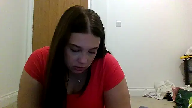 Krystal_Tx Adlı Modelin Canlı XXX Sohbeti