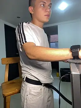 Chat XXX ao vivo de _Leo_Boy