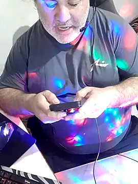 12Paradarte – Naživo XXX chat