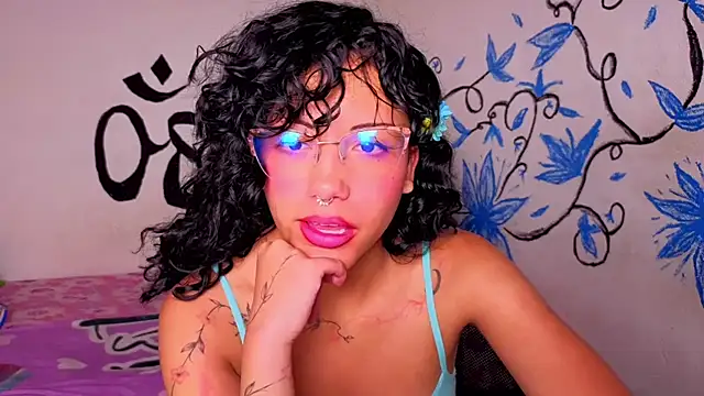 zoe_ch_'s Live XXX Chat