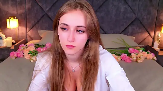 Tara_Keats – Naživo XXX chat