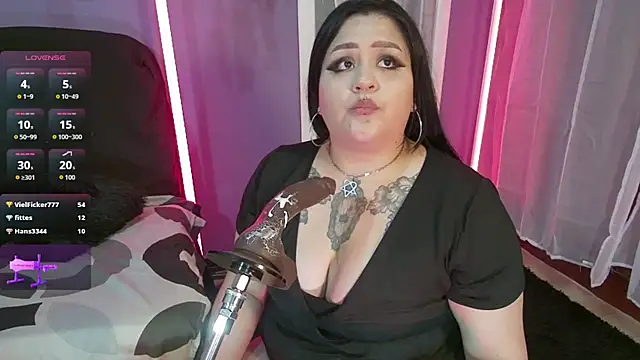 Rebel_Valo's Live XXX Chat