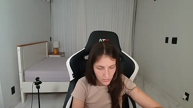 upssnowy Adlı Modelin Canlı XXX Sohbeti
