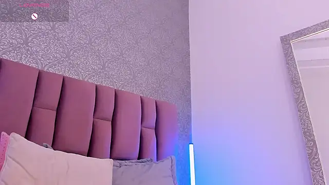 DianaRed_のライブXXXチャット