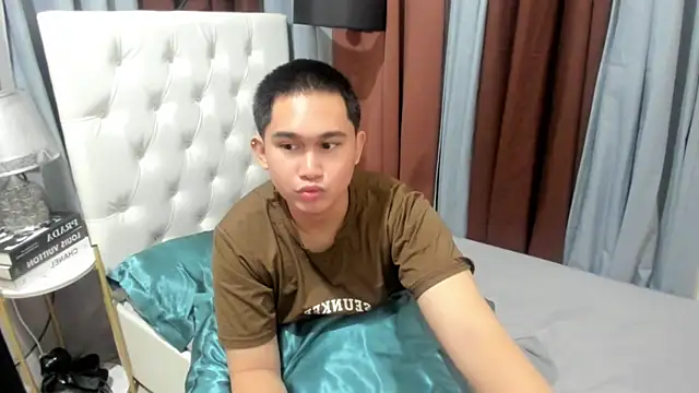 davincihugecock 在線直播表演