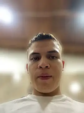 Chat XXX en directo de _Leo_Boy