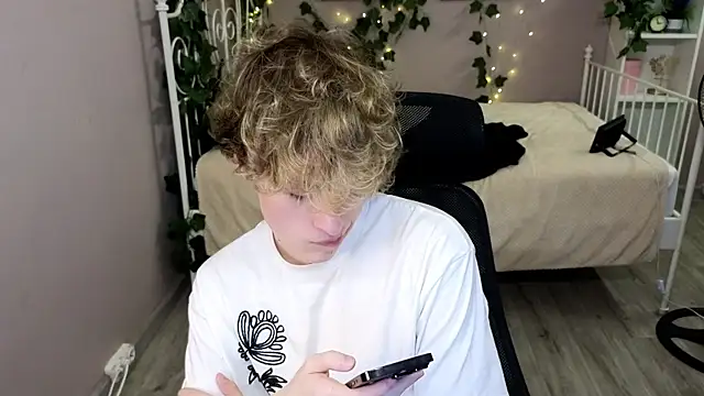 kevingarsiaan Webbikameraesitys